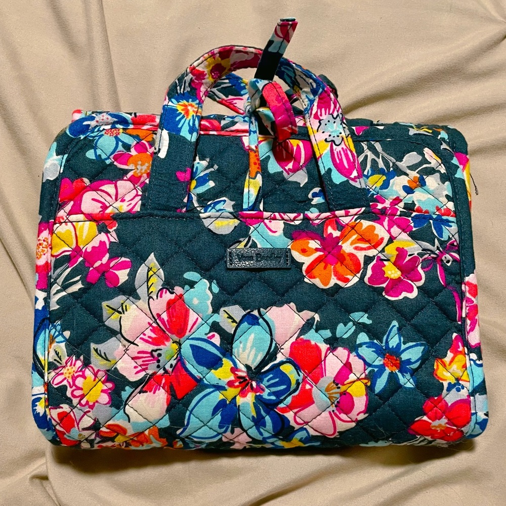 Vera Bradley Hanging Organizer